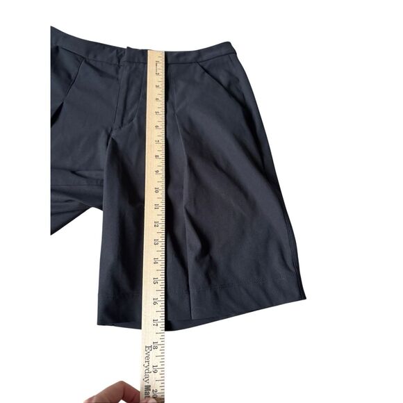 Lululemon Long Story Shorts Reflective Relaxed Bermuda Black Sz 4 - Picture 8 of 11